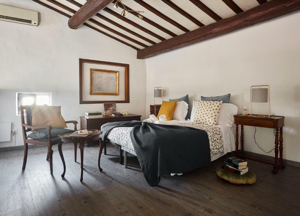 Very Special+views In Front Of Pitti Palace&garden Apartamento Florencia